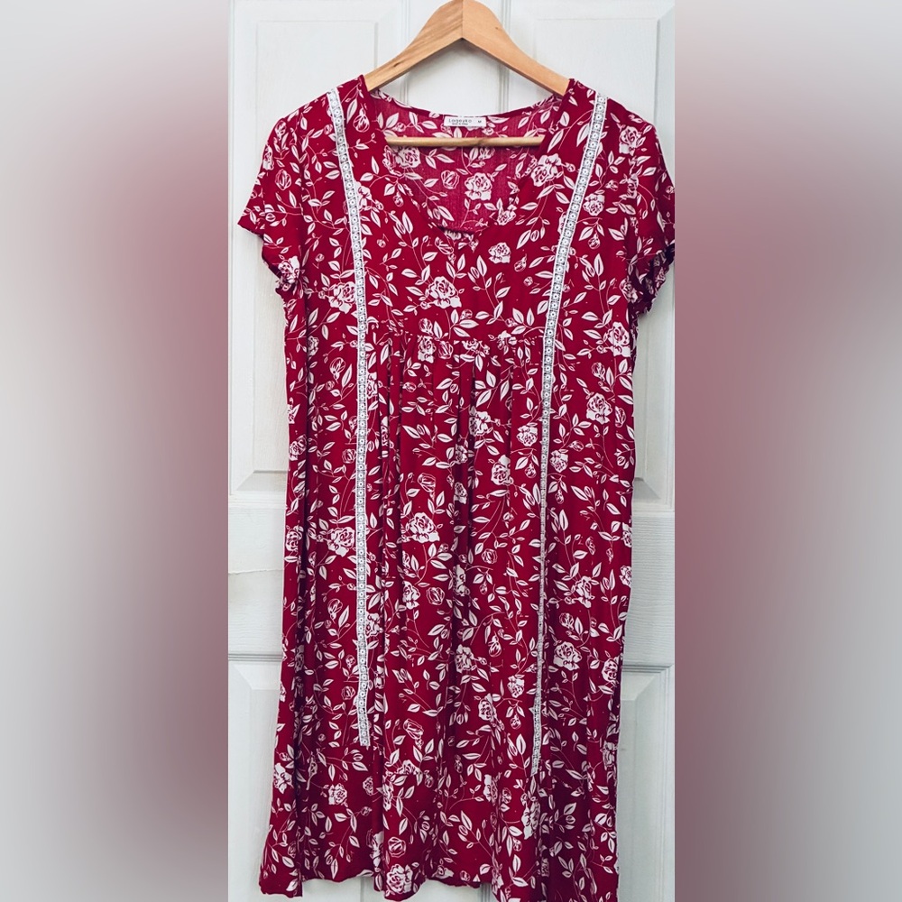 Red and White Scoop Neck Sundress